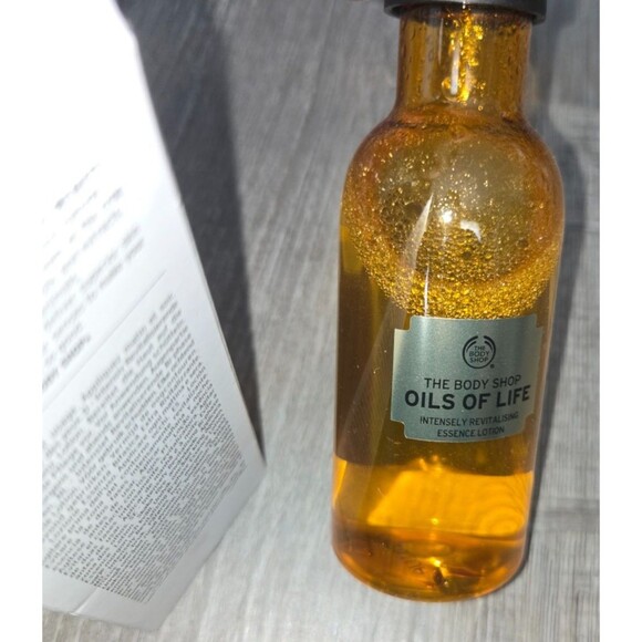 The Body Shop Oils of Life Intensely Revitalising Essence Lotion 5.4 fl oz - Picture 3 of 4